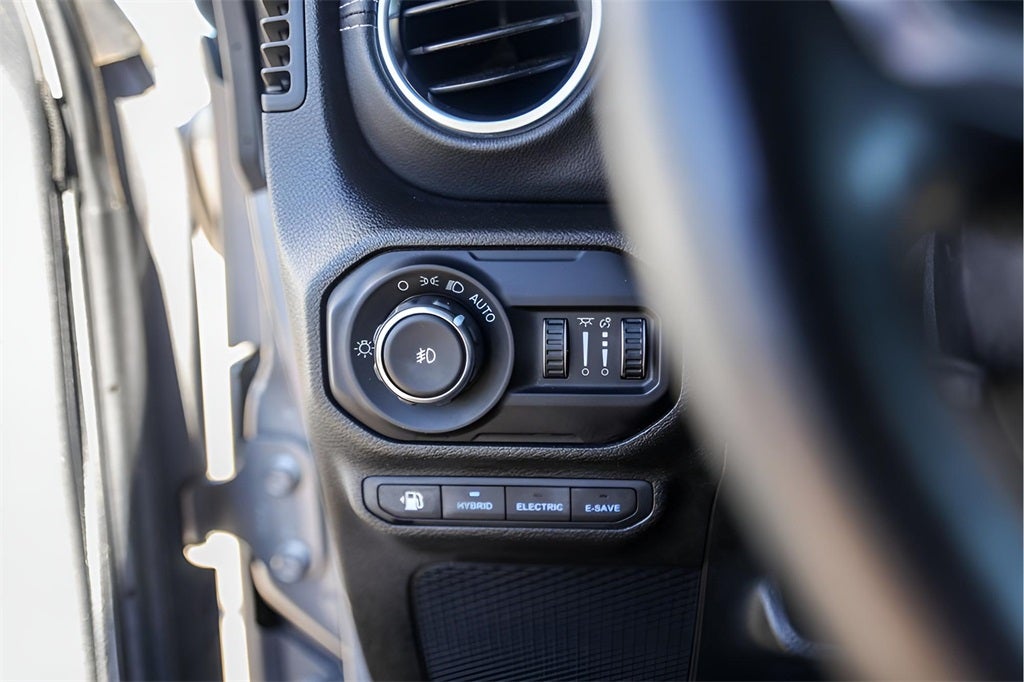 2021 Jeep Wrangler Base