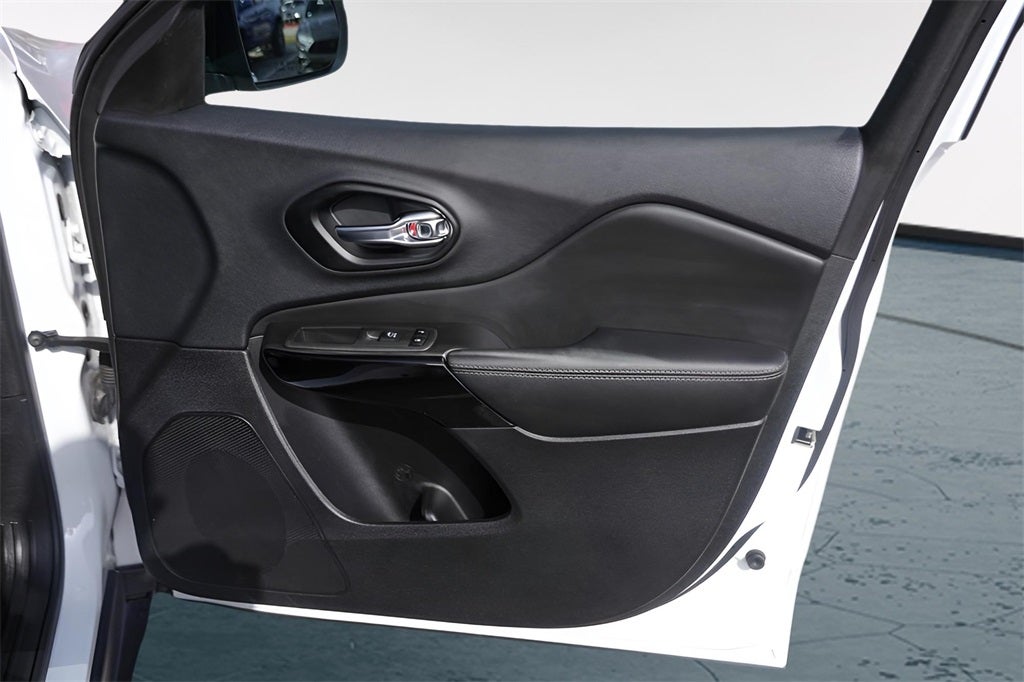 2023 Jeep Cherokee Altitude