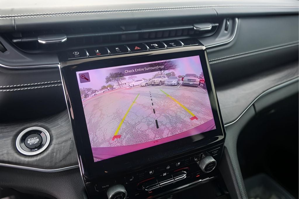 2022 Jeep Grand Cherokee Overland