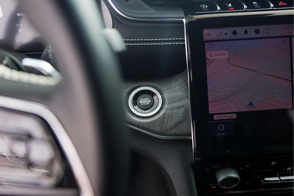 2022 Jeep Grand Cherokee Overland