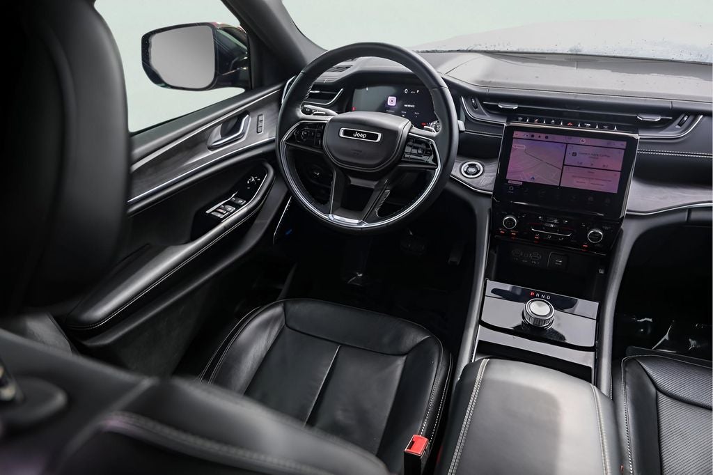 2022 Jeep Grand Cherokee Overland