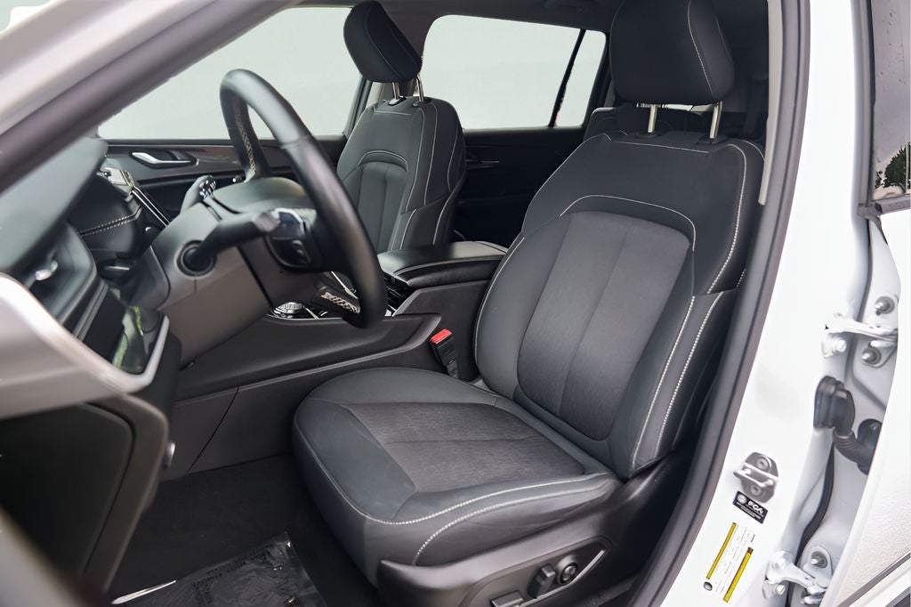 2022 Jeep Grand Cherokee L Laredo