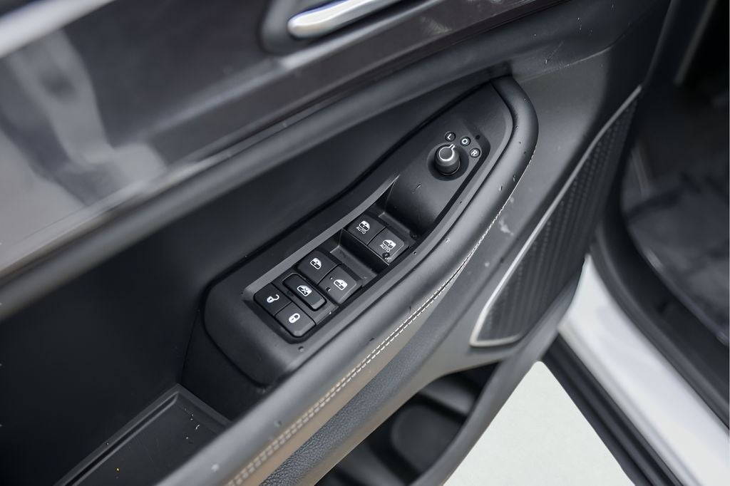 2022 Jeep Grand Cherokee L Laredo