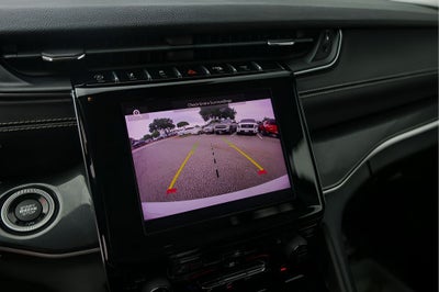 2022 Jeep Grand Cherokee L Laredo