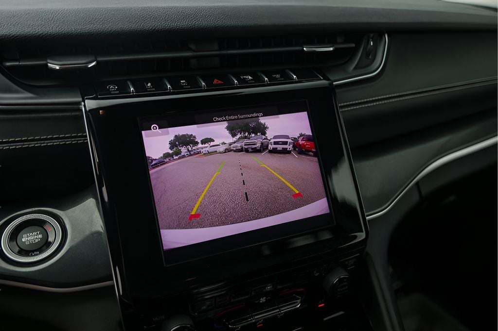 2022 Jeep Grand Cherokee L Laredo