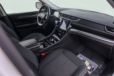 2022 Jeep Grand Cherokee L Laredo