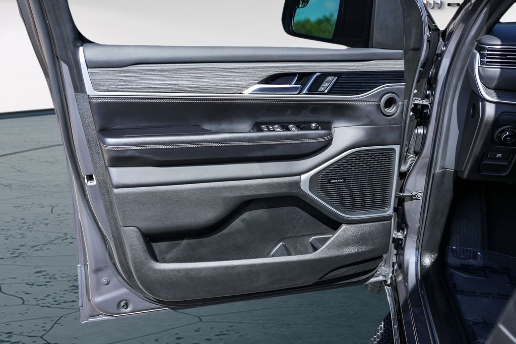 2022 Jeep Wagoneer Series II