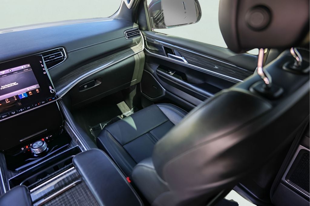 2022 Jeep Wagoneer Series II