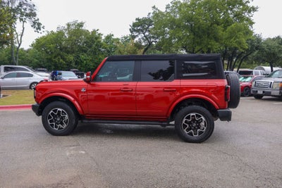 2023 Ford Bronco Outer Banks