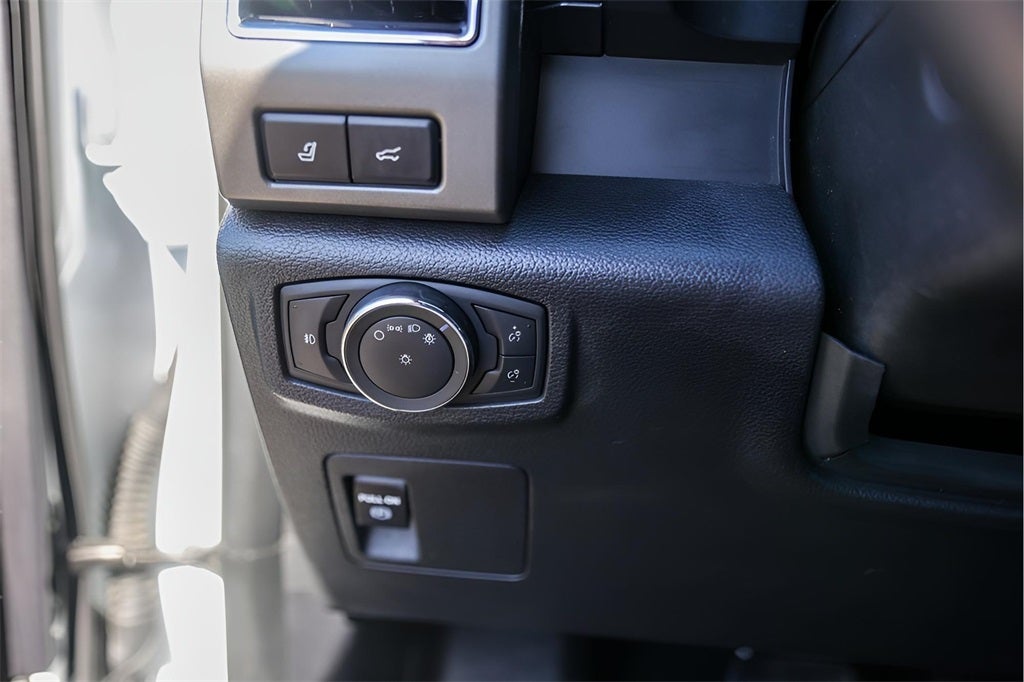 2020 Ford Expedition Max XLT