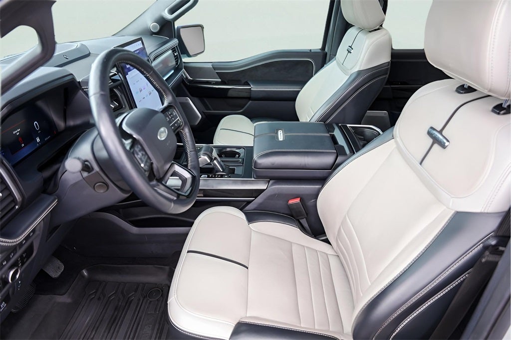 2023 Ford F-150 Lightning Platinum