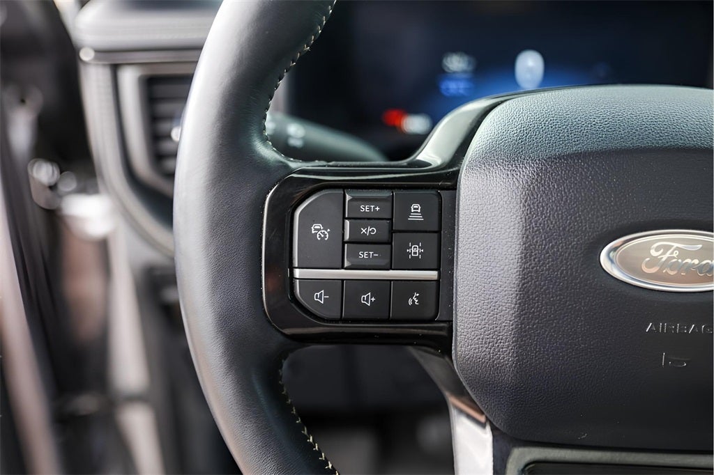 2023 Ford F-150 Lightning Platinum