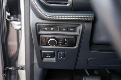 2023 Ford F-150 Lightning Platinum