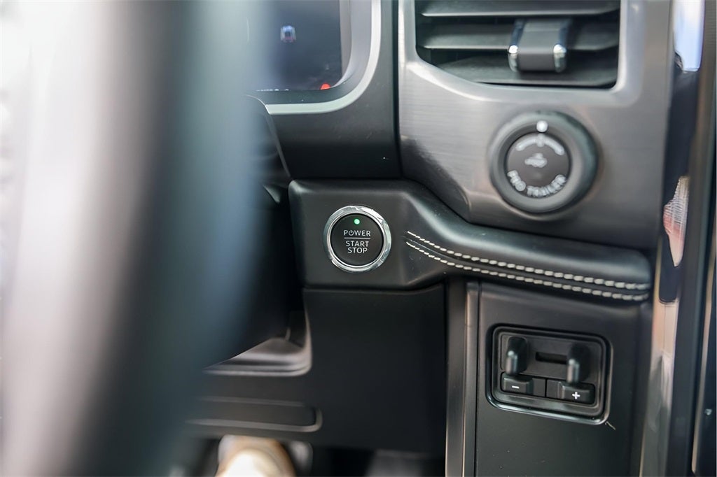 2023 Ford F-150 Lightning Platinum