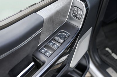 2023 Ford F-150 Lightning Platinum