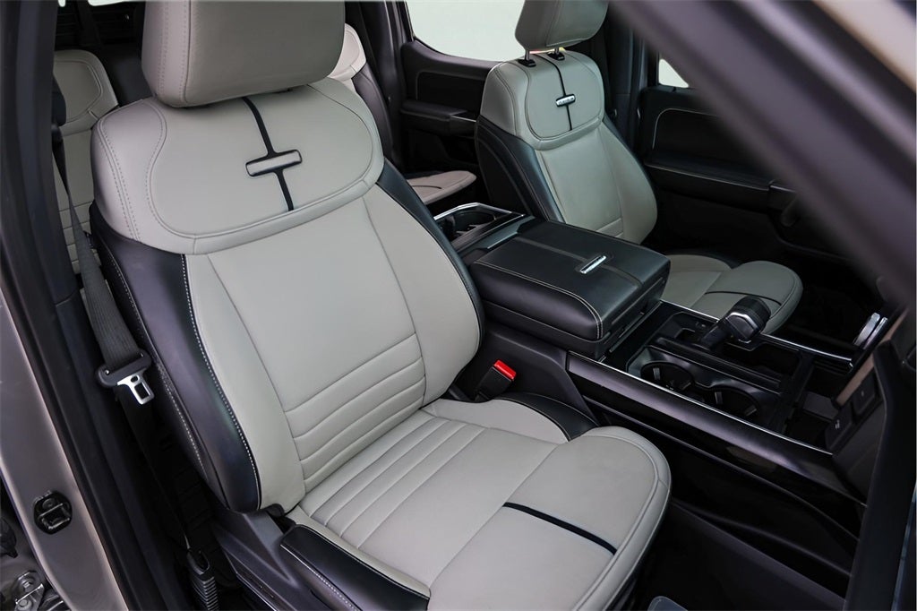 2023 Ford F-150 Lightning Platinum