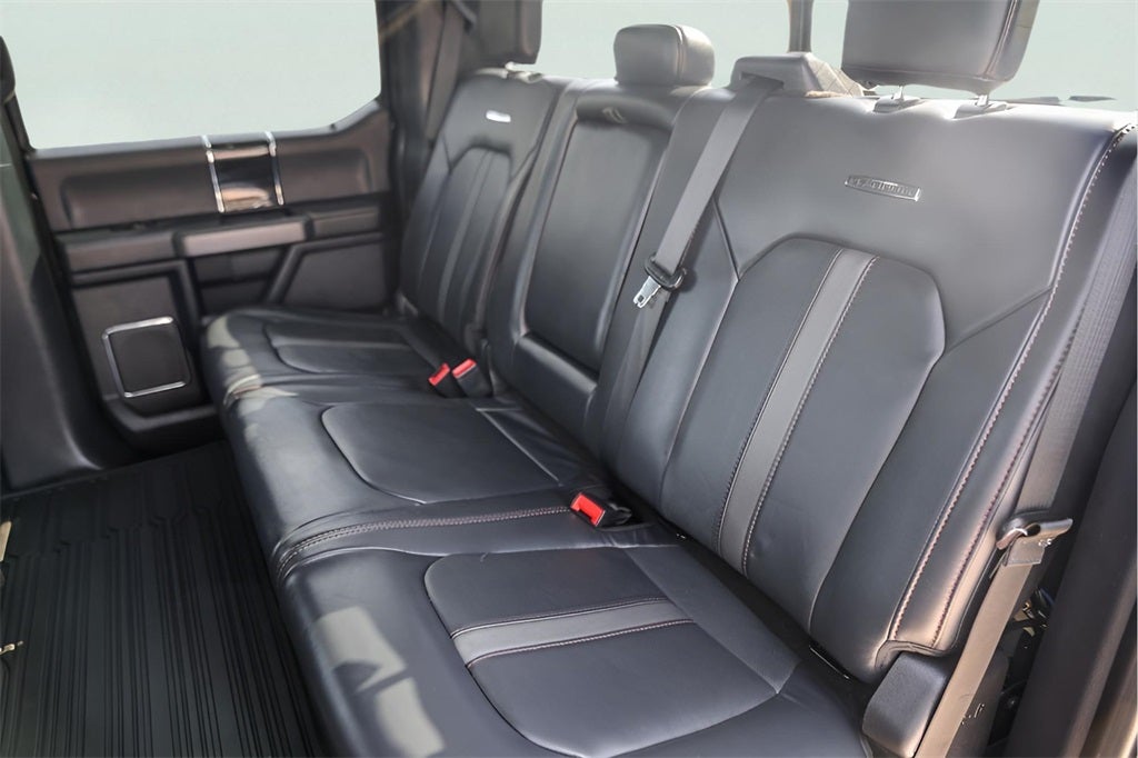 2022 Ford F-350SD Platinum