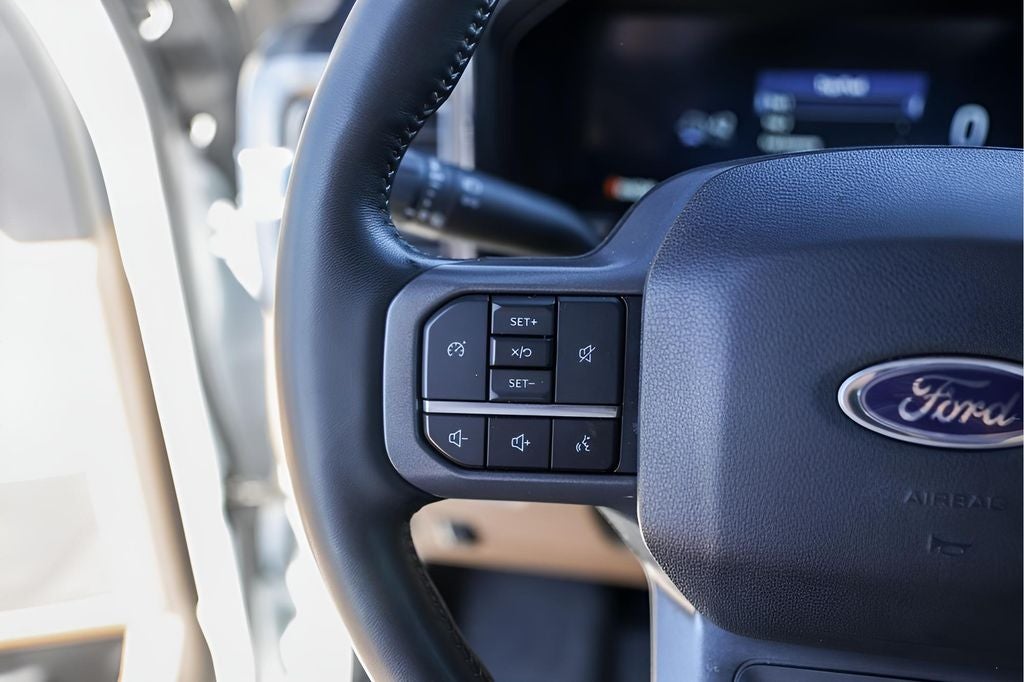 2023 Ford F-350SD Lariat