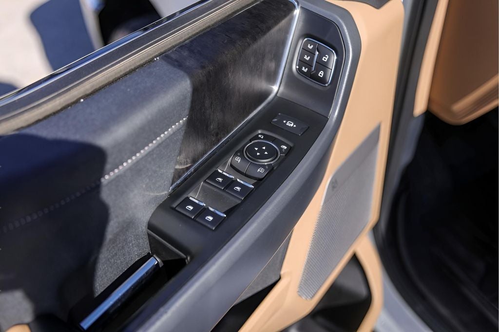 2023 Ford F-350SD Lariat