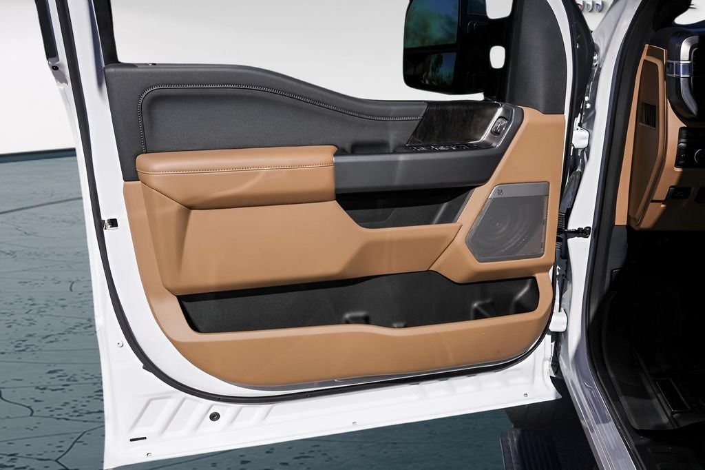 2023 Ford F-350SD Lariat