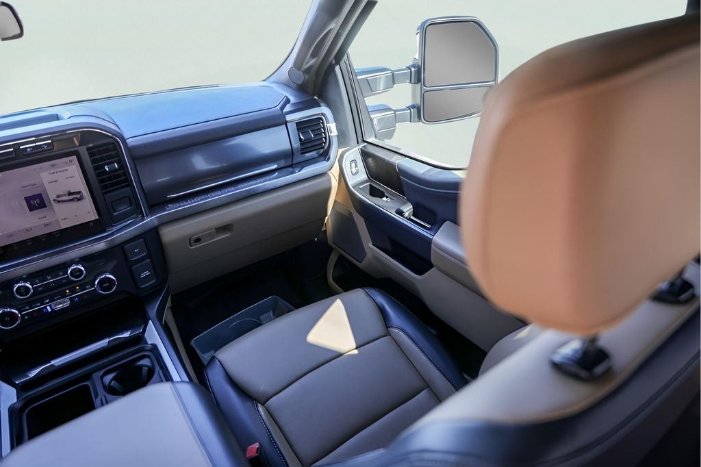 2023 Ford F-350SD Lariat