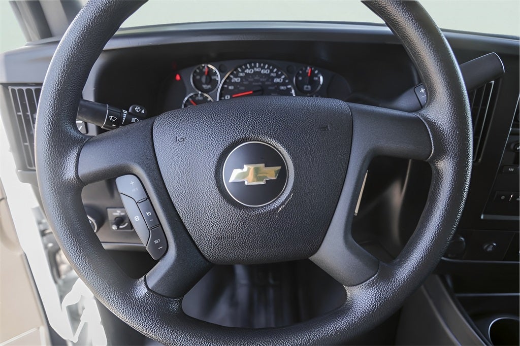 2023 Chevrolet Express 2500 Work Van Cargo