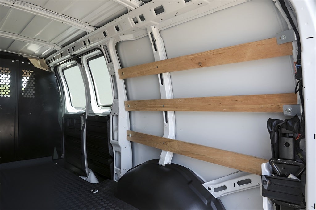 2023 Chevrolet Express 2500 Work Van Cargo