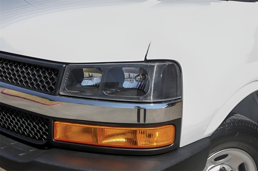 2023 Chevrolet Express 2500 Work Van Cargo