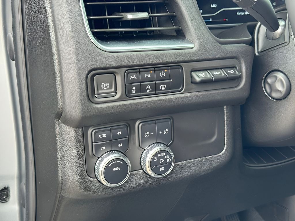 2023 GMC Yukon AT4