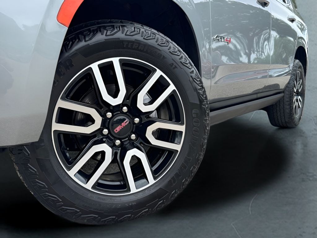 2023 GMC Yukon AT4
