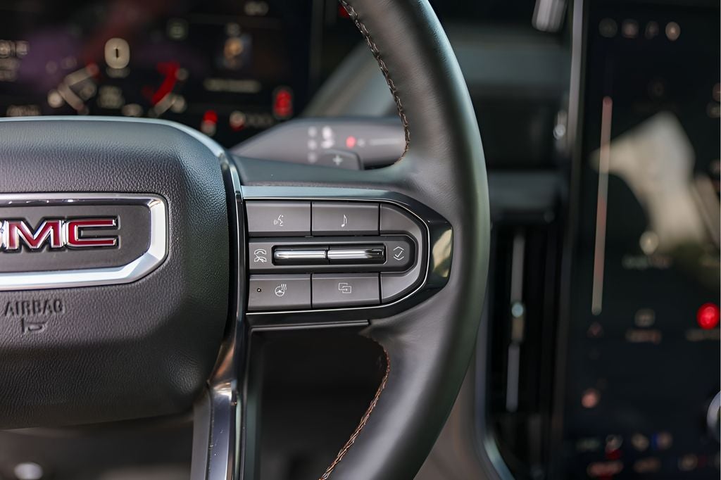 2025 GMC Yukon AT4
