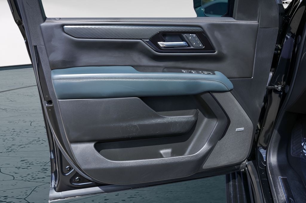 2025 GMC Yukon AT4