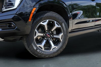 2025 GMC Yukon AT4