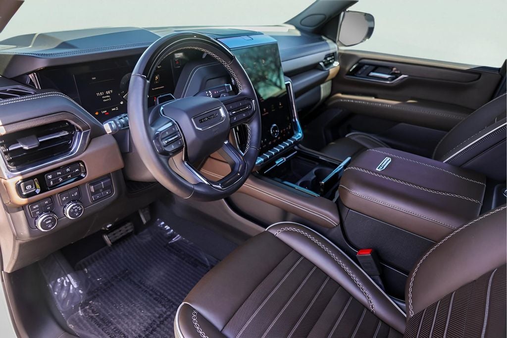 2025 GMC Yukon Denali Ultimate