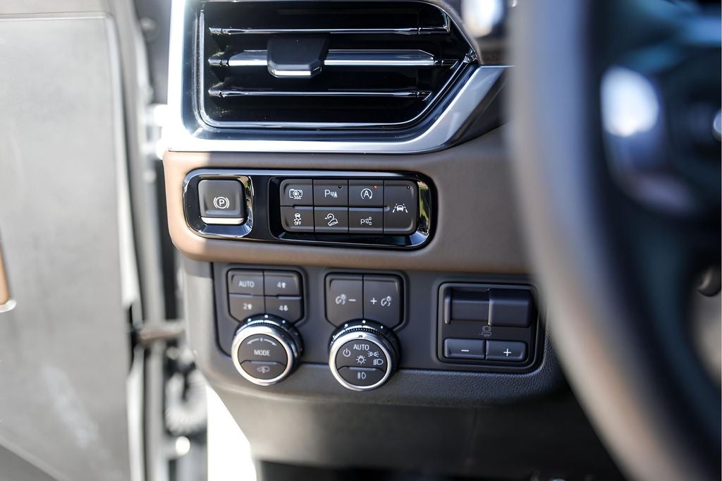 2025 GMC Yukon Denali Ultimate