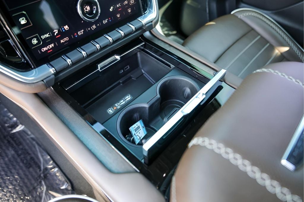 2025 GMC Yukon Denali Ultimate