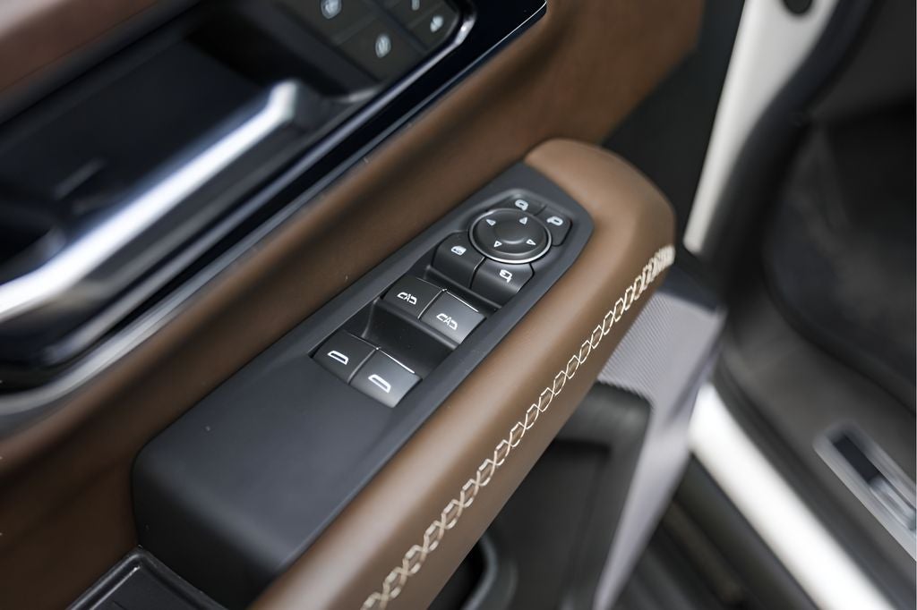 2025 GMC Yukon Denali Ultimate