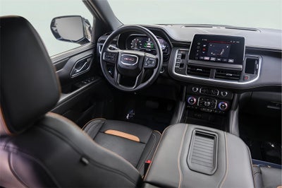 2023 GMC Yukon XL AT4