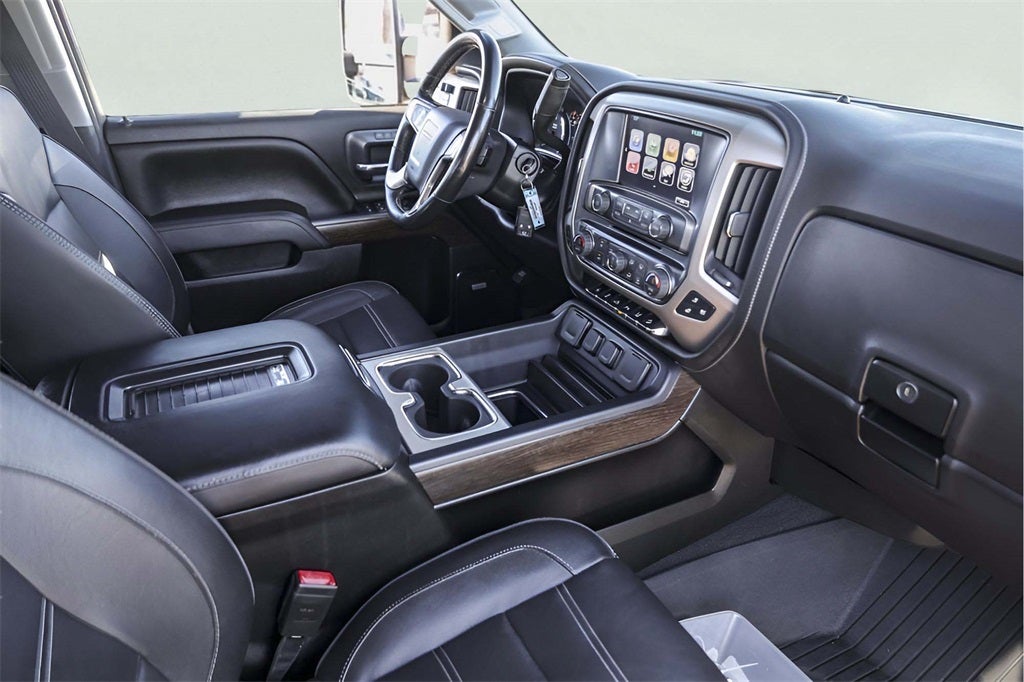 2019 GMC Sierra 2500HD Denali