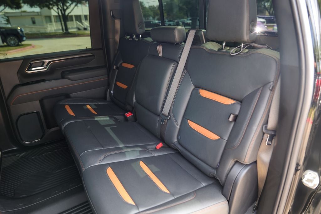 2025 GMC Sierra 2500HD AT4