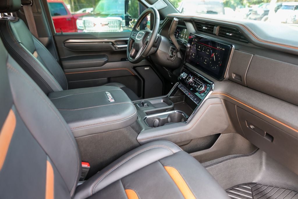 2025 GMC Sierra 2500HD AT4