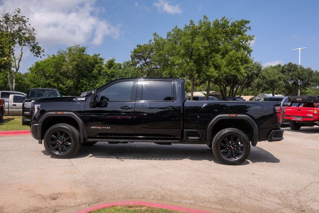 2025 GMC Sierra 2500HD AT4