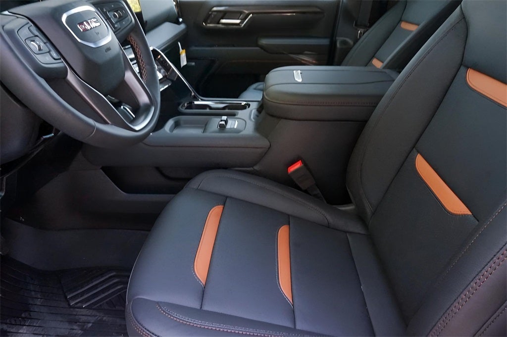 2025 GMC Sierra 2500HD AT4