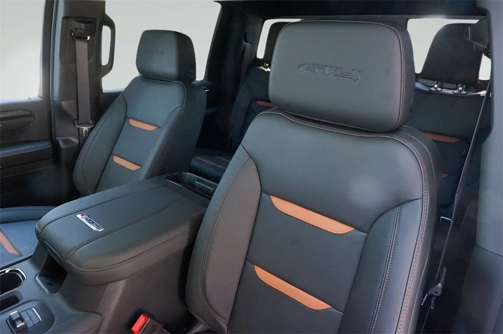 2025 GMC Sierra 2500HD AT4