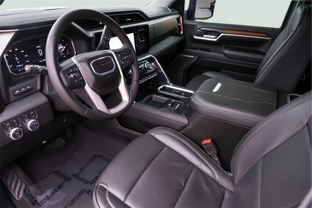 2025 GMC Sierra 2500HD Denali