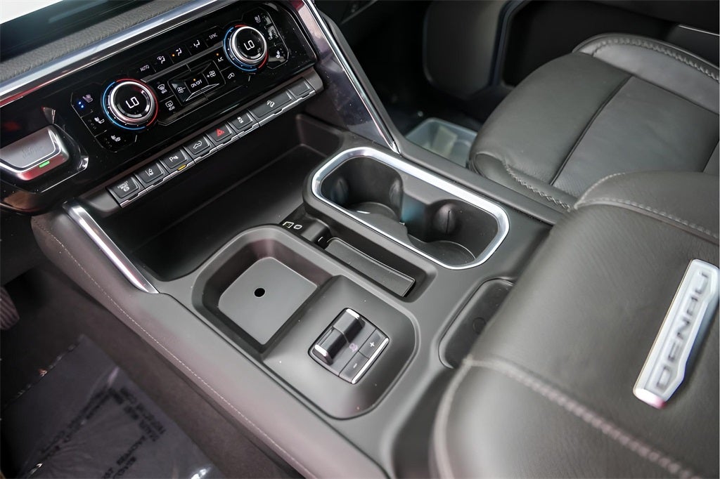 2025 GMC Sierra 2500HD Denali