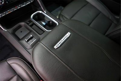 2025 GMC Sierra 2500HD Denali