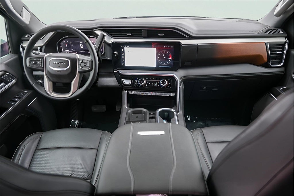 2025 GMC Sierra 2500HD Denali