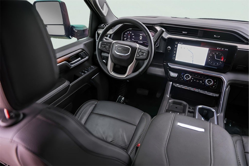 2025 GMC Sierra 2500HD Denali