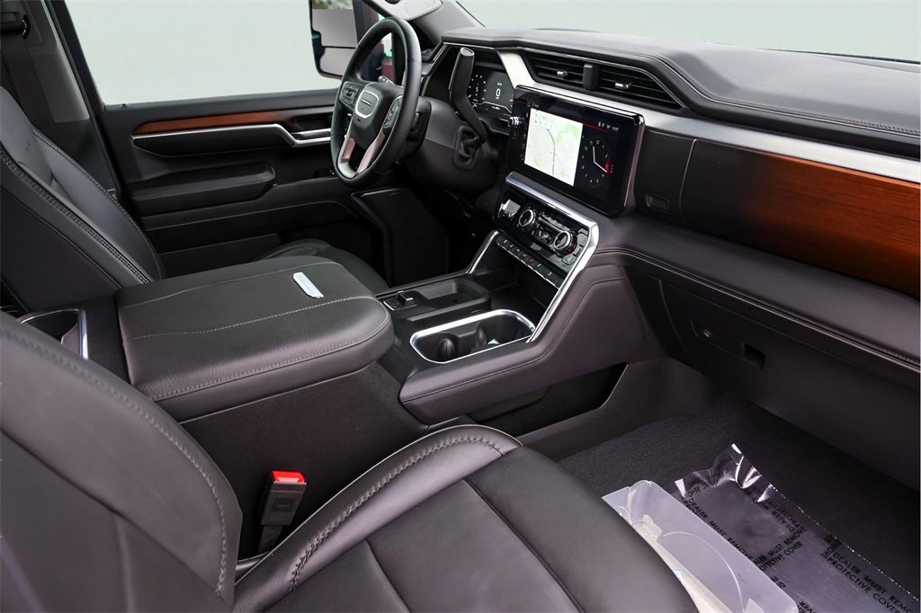 2025 GMC Sierra 2500HD Denali